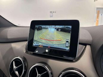 MERCEDES-BENZ B CLASS B200 SE Executive 5dr Auto