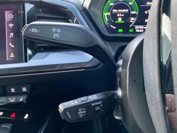 AUDI Q4 40 S line SUV 5dr Electric Auto 82kWh (204 ps)