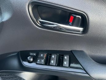 Toyota Prius 1.8 VVTi Excel Euro 6 (S/S) CVT 5Dr