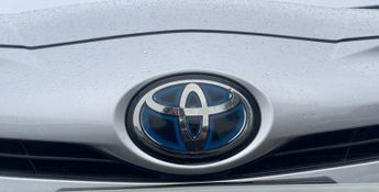 Toyota Prius 1.8 VVTi Excel Euro 6 (S/S) CVT 5Dr