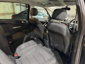 Ford S-Max 2.0 TDCi Titanium MPV 5dr Diesel Powershift Euro 5 (140 ps)