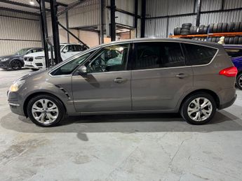 Ford S-Max 2.0 TDCi Titanium MPV 5dr Diesel Powershift Euro 5 (140 ps)