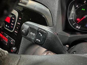 Ford S-Max 2.0 TDCi Titanium MPV 5dr Diesel Powershift Euro 5 (140 ps)