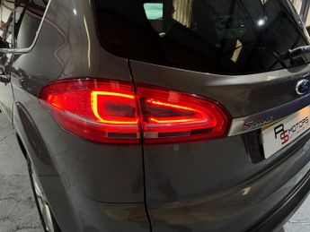 Ford S-Max 2.0 TDCi Titanium MPV 5dr Diesel Powershift Euro 5 (140 ps)