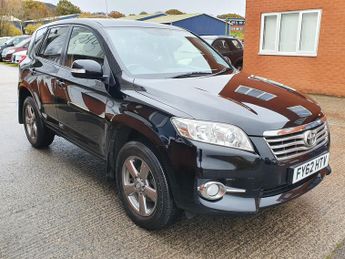 Toyota RAV4 2.2 D-4D XT-R 5 DOOR 1 YEAR GUARANTEE IN THE PRICE SAT NAV REVER