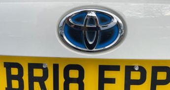 Toyota Prius 1.8 VVTi Excel Euro 6 (S/S) CVT 5Dr