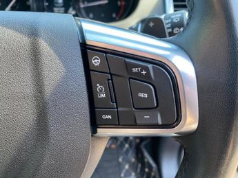 Land Rover Discovery Sport TD4 LANDMARK 5-Door