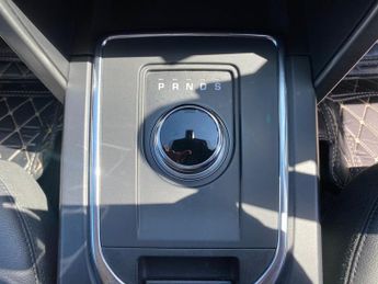 Land Rover Discovery Sport TD4 LANDMARK 5-Door
