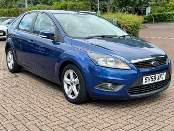 Ford Focus 1.6 Zetec Hatchback 5dr Petrol Automatic (184 g/km, 99 bhp)