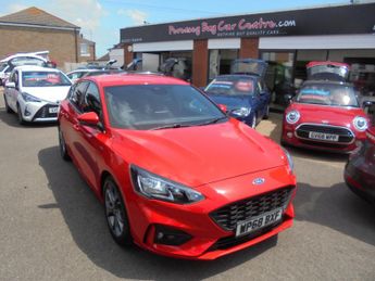 Ford Focus ST-Line 1.0 EcoBoost [125] 5 Dr [6]