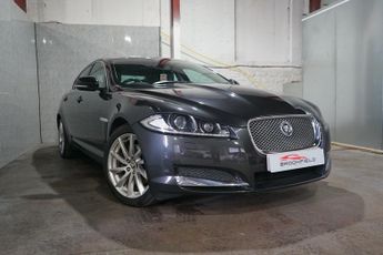 Jaguar XF 2.2d Premium Luxury Saloon 4dr Diesel Auto Euro 5 (s/s) (200 ps)