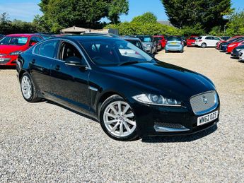 Jaguar XF 2.2d Premium Luxury Saloon 4dr Diesel Auto Euro 5 (s/s) (200 ps)