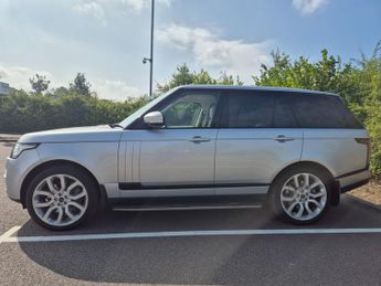 Land Rover Range Rover 4.4 SDV8 Vogue 4dr Auto