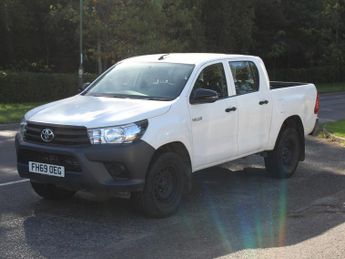 Toyota Hi Lux 2.4 D-4D Active Pickup Extended Cab 4dr Diesel Manual 4WD Euro 6