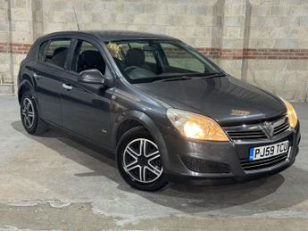 Vauxhall Astra 1.6i 16v Life Hatchback 5dr Petrol Manual (155 g/km, 113 bhp)