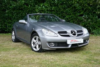 Mercedes SLK 3.0 SLK280 Convertible 2dr Petrol 7G-Tronic (216 g/km, 231 bhp)