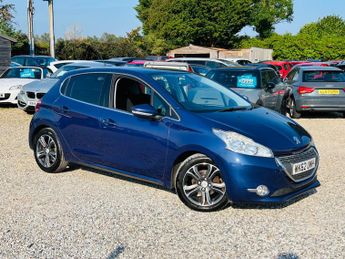 Peugeot 208 1.6 e-HDi Allure Hatchback 5dr Diesel Manual Euro 5 (s/s) (92 ps