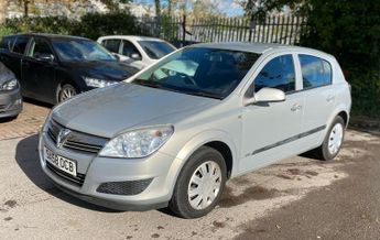 Vauxhall Astra 1.8i 16v Life Hatchback 5dr Petrol Automatic (187 g/km, 138 bhp)