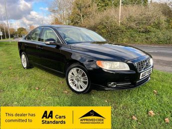 Volvo S80 SE LUX V8 A 4-Door 15 SERVICE STAMPS RARE CAR ULEZ COMPLIANT 