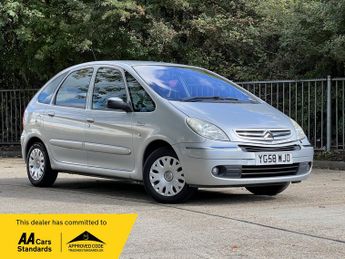 Citroen Xsara Picasso 1.6i 16V Desire MPV 5dr Petrol Manual (172 g/km, 110 bhp)