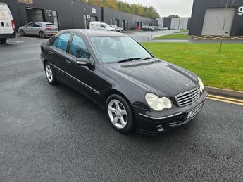 Mercedes C Class C180K Avantgarde SE 4dr Auto