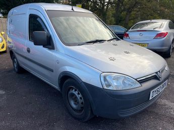 Vauxhall Combo 1700 1.3CDTi 16V Van [75PS]