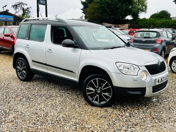 Skoda Yeti 2.0 TDI Adventure SUV 5dr Diesel Manual 4WD Euro 5 (140 ps)