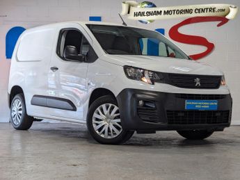 Peugeot Partner 1000 1.5 BlueHDi 100 Professional Van**ONE COMPANY OWNER FROM NE