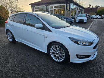 Ford Focus ST-LINE 5-Door