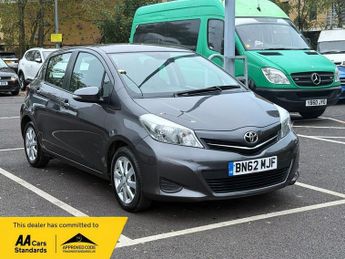 Toyota Yaris 1.33 Dual VVT-i TR Hatchback 5dr Petrol Multidrive S Euro 5 (101