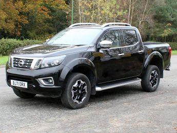 Nissan Navara 2.3 dCi Tekna Pickup Double Cab 4dr Diesel Manual 4WD Euro 6 (s/