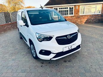 Vauxhall Combo L1 2300 SPORTIVE 3 SEATS