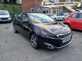 Peugeot 308 1.2 PureTech 110 Allure 5dr**FULL SERVICE HISTORY**