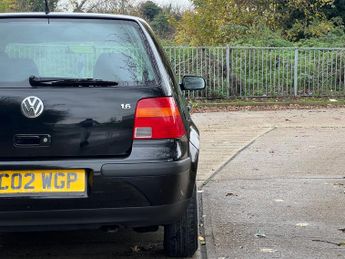 Volkswagen Golf 1.6 SE Hatchback 5dr Petrol Automatic (201 g/km, 102 bhp)