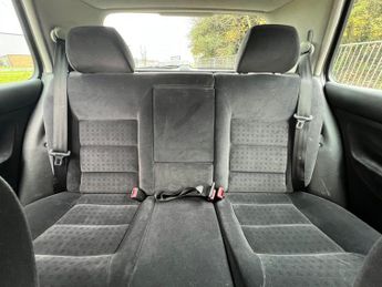 Volkswagen Golf 1.6 SE Hatchback 5dr Petrol Automatic (201 g/km, 102 bhp)