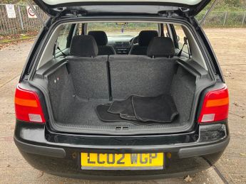 Volkswagen Golf 1.6 SE Hatchback 5dr Petrol Automatic (201 g/km, 102 bhp)