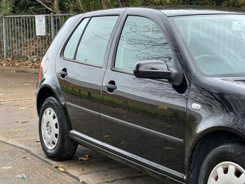 Volkswagen Golf 1.6 SE Hatchback 5dr Petrol Automatic (201 g/km, 102 bhp)