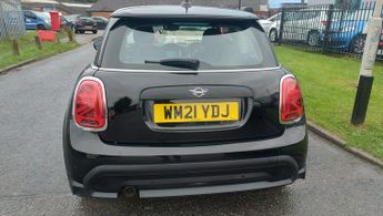 Mini Hatch Cooper 1.5 One Classic 3dr Auto
