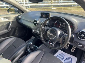 Audi A1 SPORTBACK TFSI S LINE 5-Door