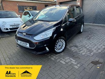 Ford B Max TITANIUM 5-Door