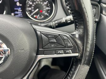 Nissan X-Trail DCI N-CONNECTA XTRONIC 5-Door