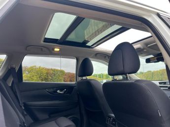 Nissan X-Trail DCI N-CONNECTA XTRONIC 5-Door