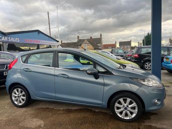 Ford Fiesta 1.4 TDCi Zetec Hatchback 5dr Diesel Manual (110 g/km, 67 bhp)