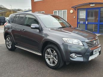 Toyota RAV4 2.2 D-CAT SR 5 DOOR *AUTOMATIC *STYLE PACK *SIDE-STEPS! *SAT NAV