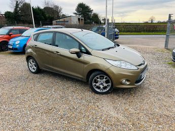 Ford Fiesta 1.4 Zetec Hatchback 5dr Petrol Manual (130 g/km, 94 bhp)