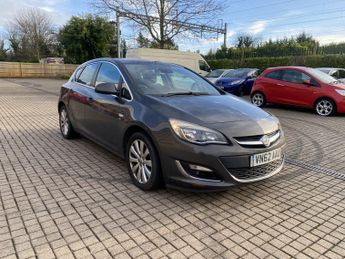 Vauxhall Astra 1.6 16v SE Hatchback 5dr Petrol Manual Euro 5 (115 ps)