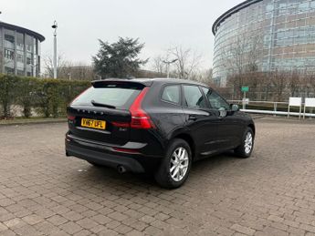 Volvo XC60 D4 MOMENTUM AWD 5-Door