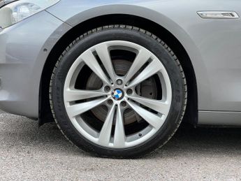 BMW 5 Series Gran Turismo 3.0 530d SE GT 5dr Diesel Steptronic Euro 5 (245 ps)