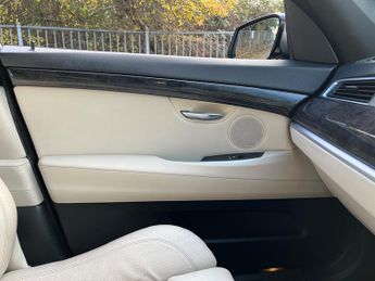 BMW 5 Series Gran Turismo 3.0 530d SE GT 5dr Diesel Steptronic Euro 5 (245 ps)
