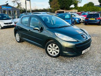 Peugeot 207 1.4 HDi S Hatchback 5dr Diesel Manual Euro 5 (A/C) (70 ps)